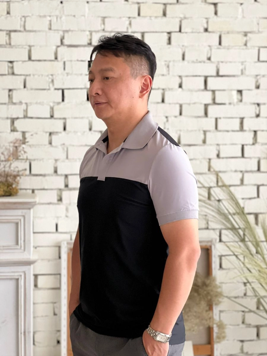 特殊剪接排汗POLO衫