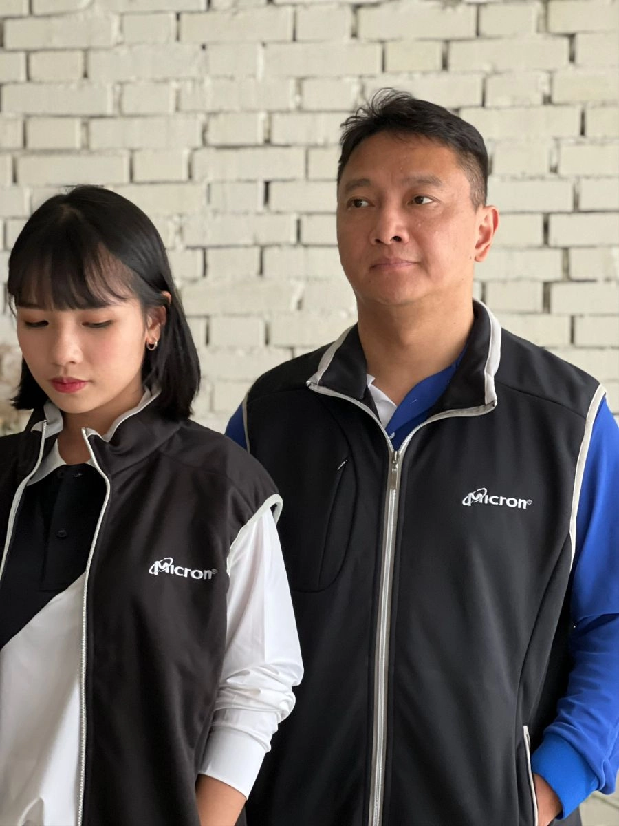 [MICORN]剪接輕量化背心